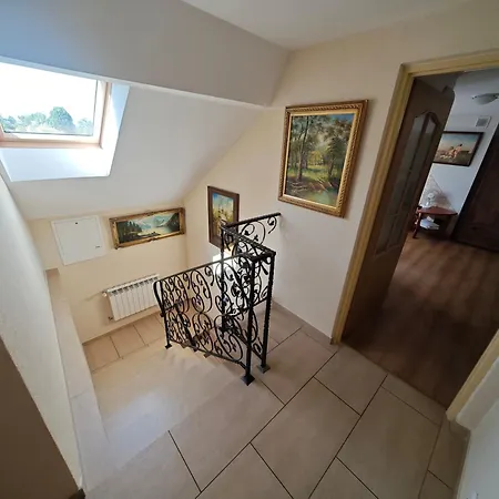 Agrostrzecha Z Ogrodem, Na Jurze Blisko Ogrodzienca Farmház Ryczow